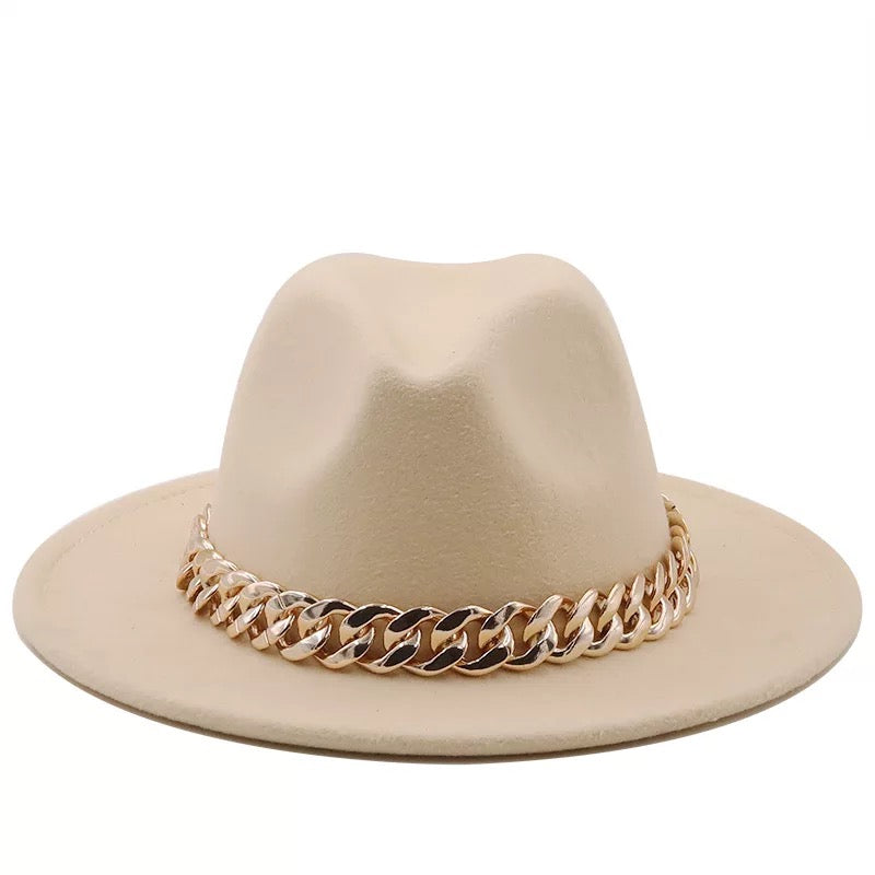 Fedora With Large Chain Beige (Preorder)